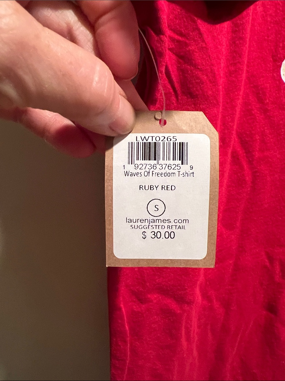 Lauren James Ruby Red STARS AND Stripes “Waves of Freedom” Graphic Tee Sz S USA - Picture 6 of 7